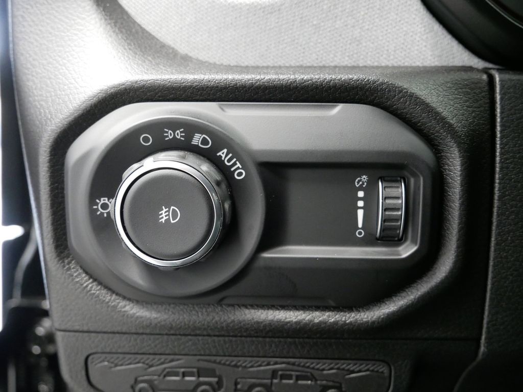 Thumbnail: 2026 Jeep Wrangler - 29