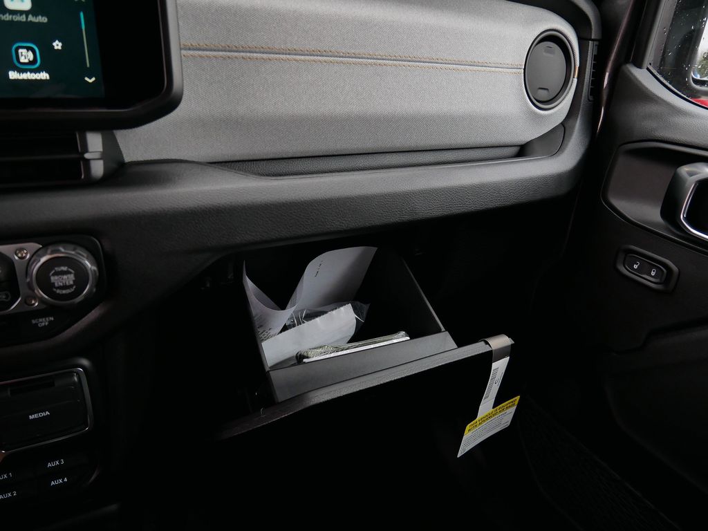 Thumbnail: 2026 Jeep Wrangler - 43