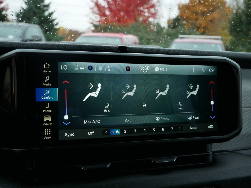 Thumbnail: 2026 Jeep Wrangler - 34