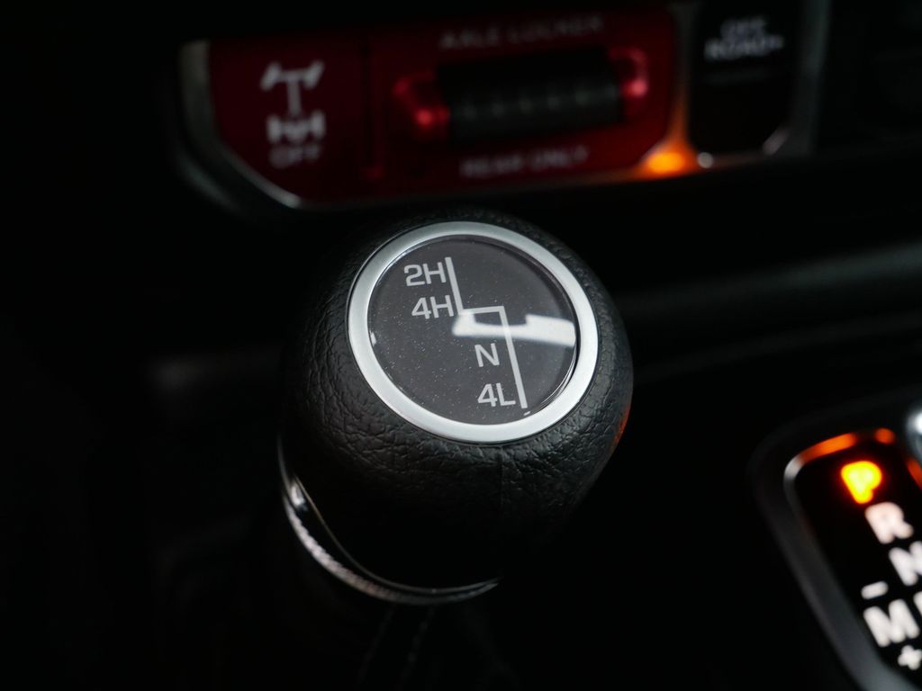 Thumbnail: 2026 Jeep Wrangler - 38