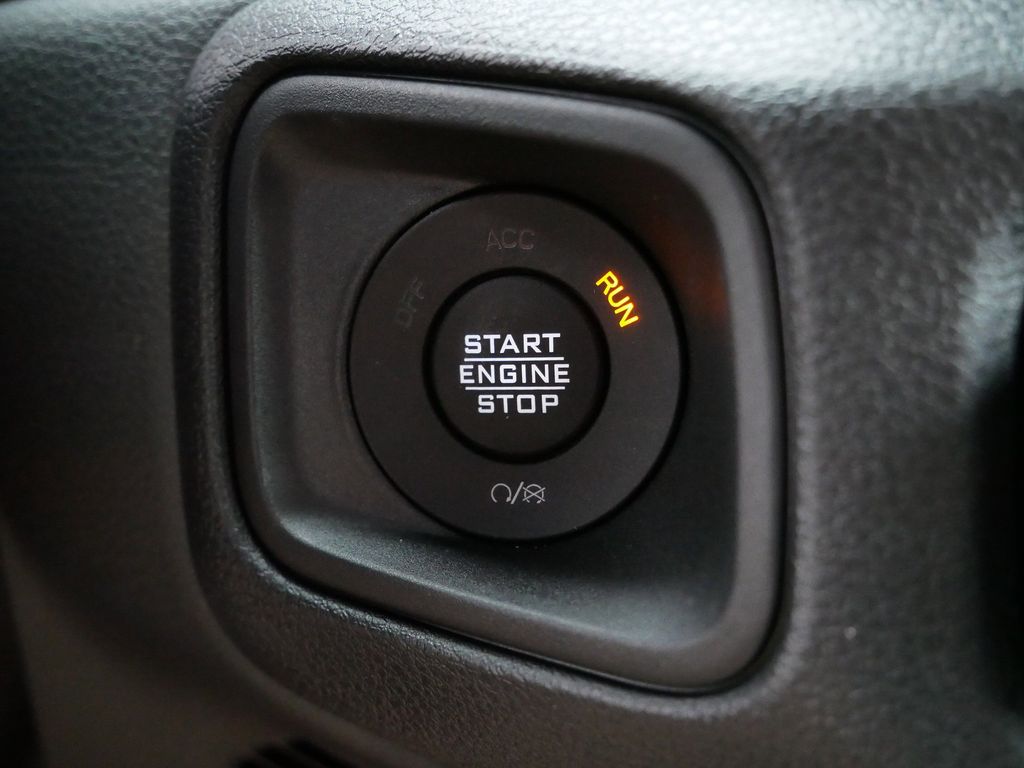 Thumbnail: 2026 Jeep Wrangler - 42