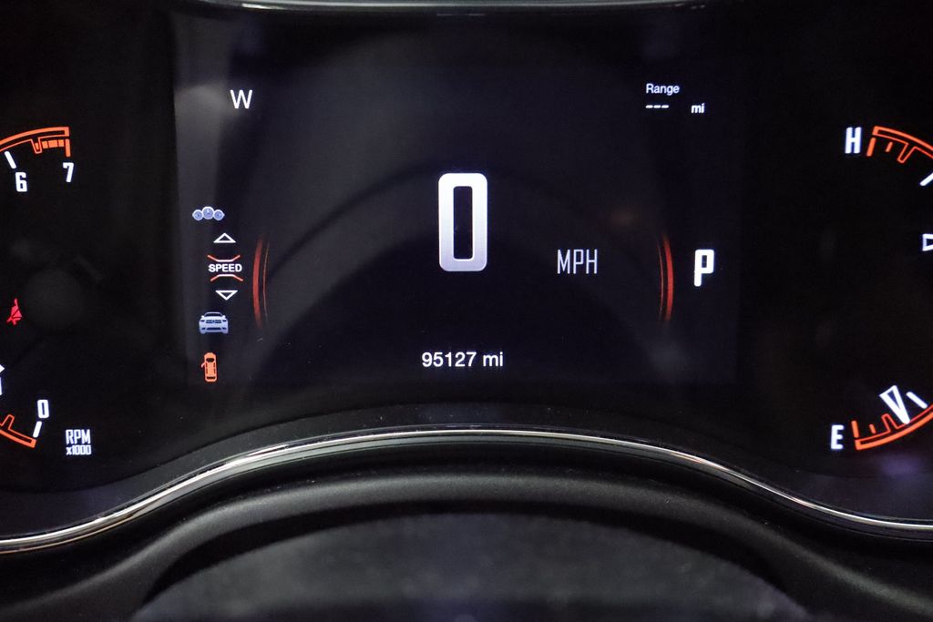 Thumbnail: 2017 Dodge Durango - 15