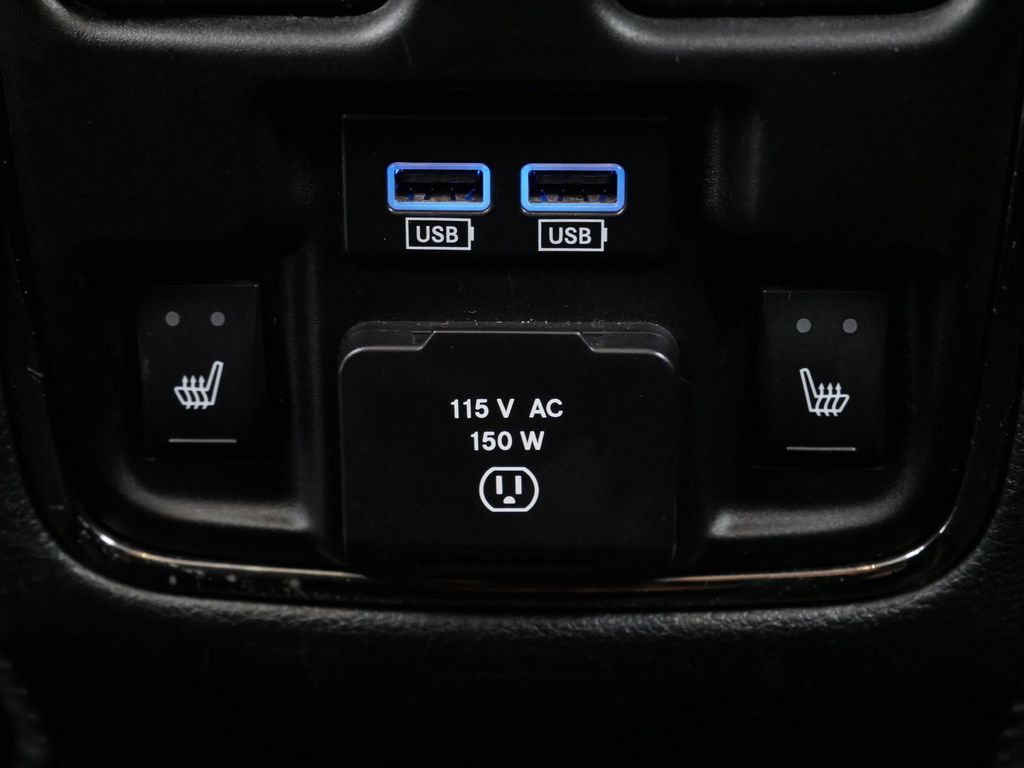 Thumbnail: 2018 Dodge Durango - 26