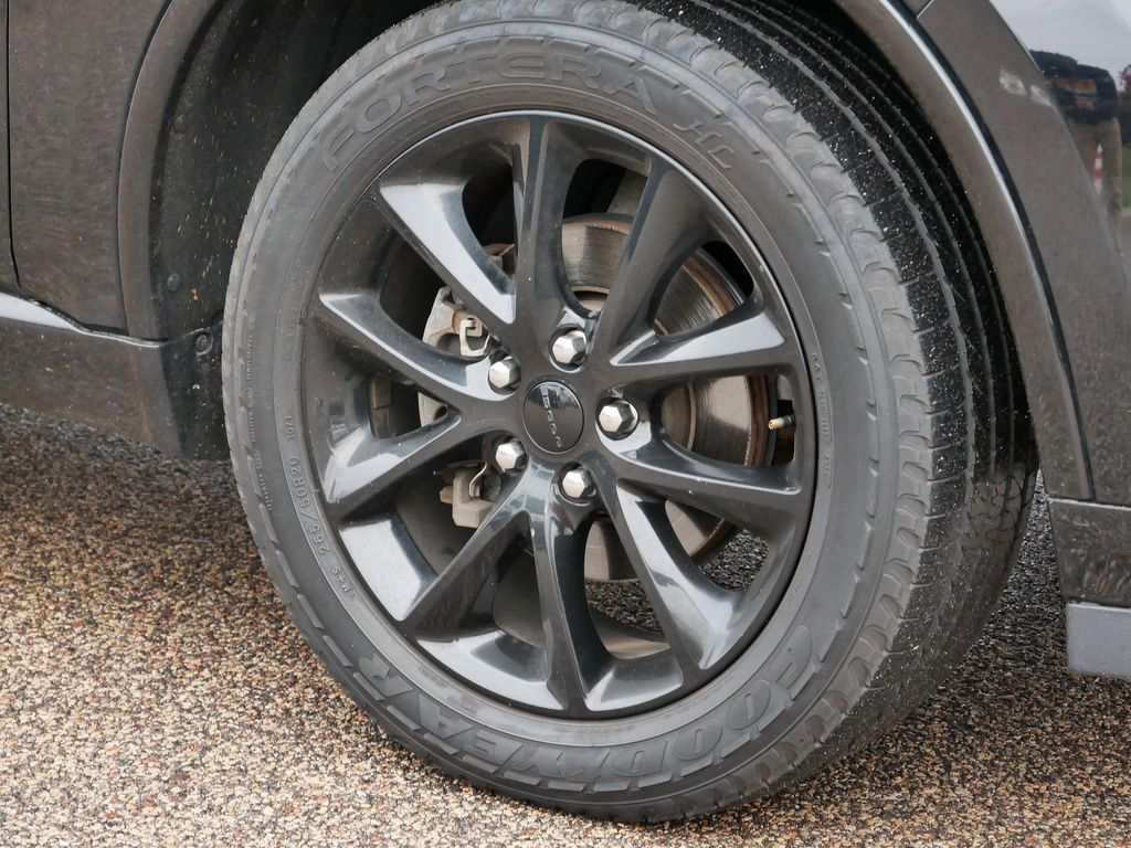 Thumbnail: 2017 Dodge Durango - 8