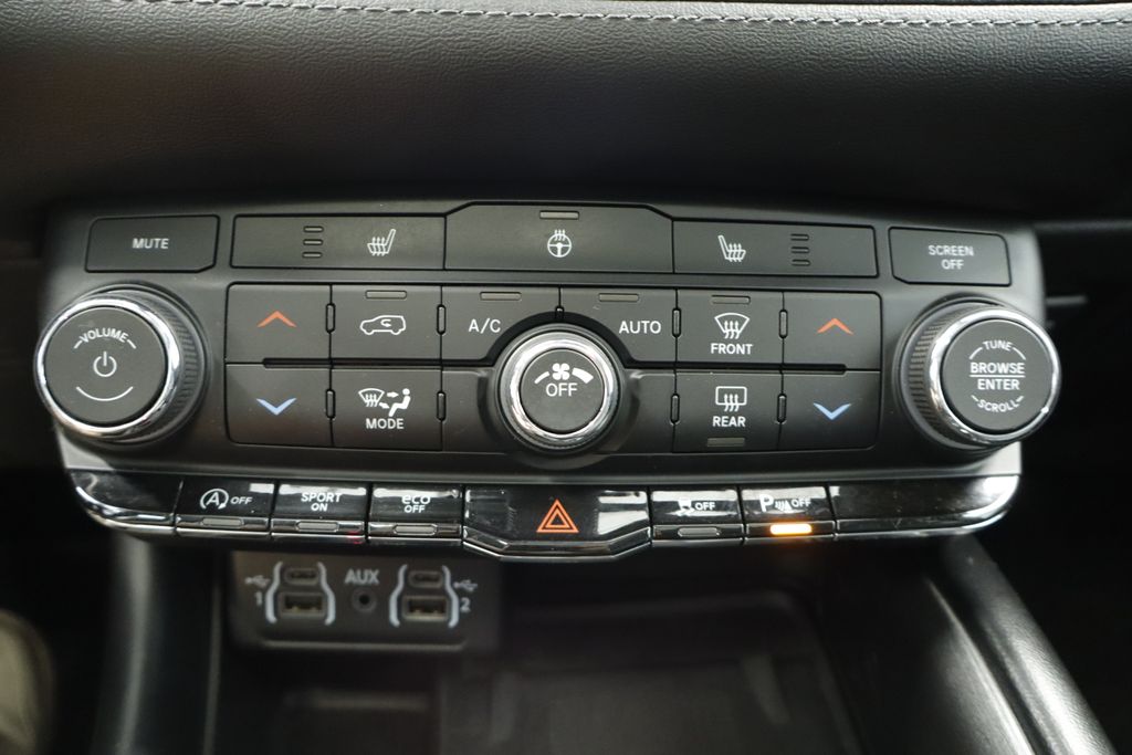 Thumbnail: 2021 Dodge Durango - 32