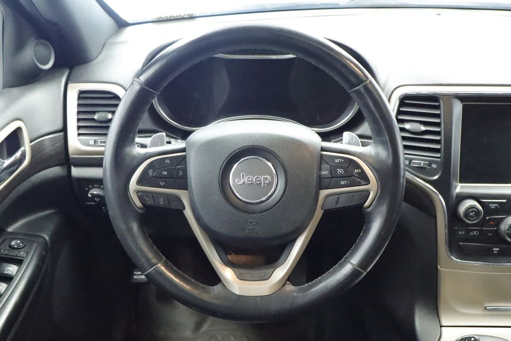 Thumbnail: 2015 Jeep Grand Cherokee - 8