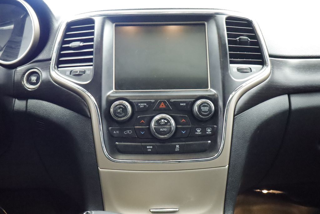 Thumbnail: 2015 Jeep Grand Cherokee - 12