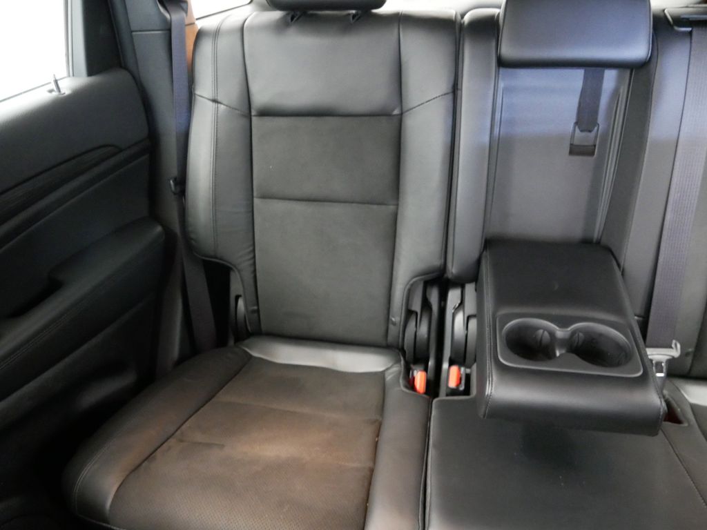 Thumbnail: 2022 Jeep Grand Cherokee - 25