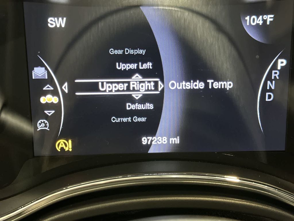 Thumbnail: 2019 Jeep Grand Cherokee - 15