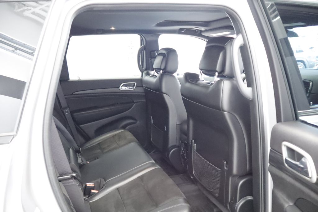 Thumbnail: 2021 Jeep Grand Cherokee - 11