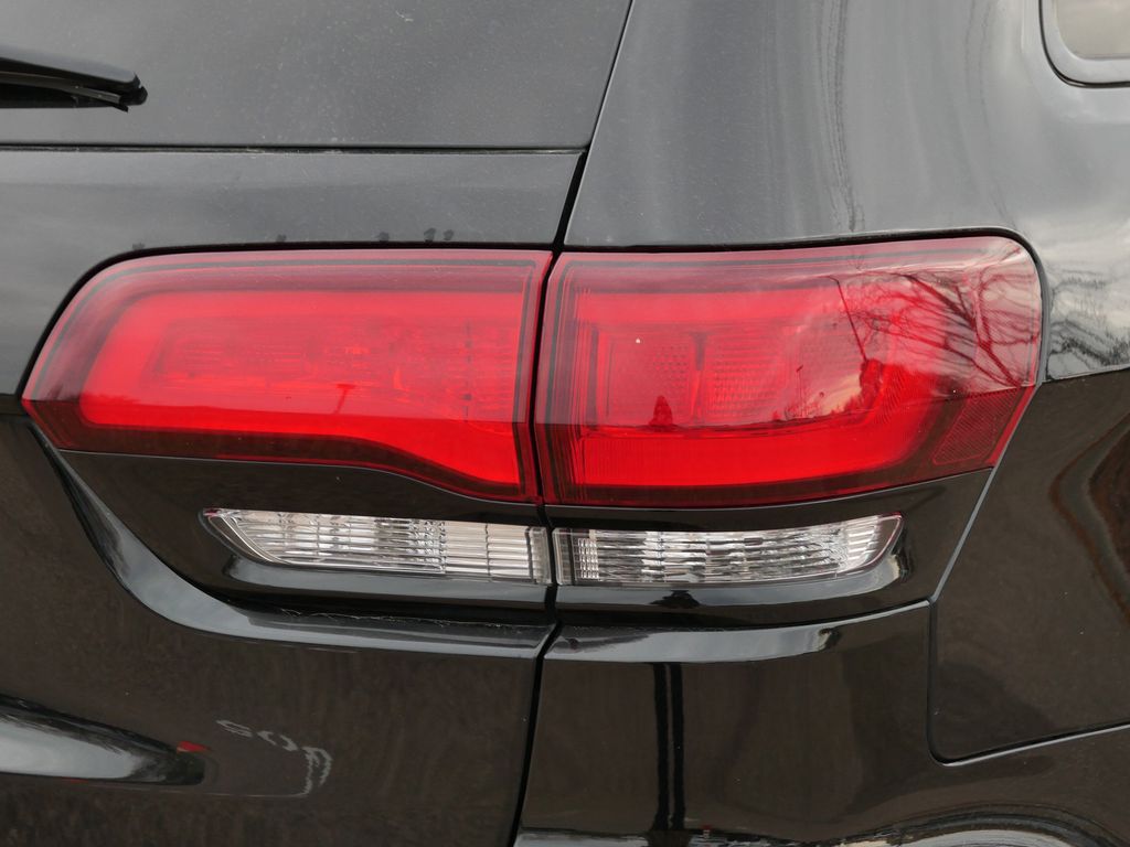 Thumbnail: 2021 Jeep Grand Cherokee - 22