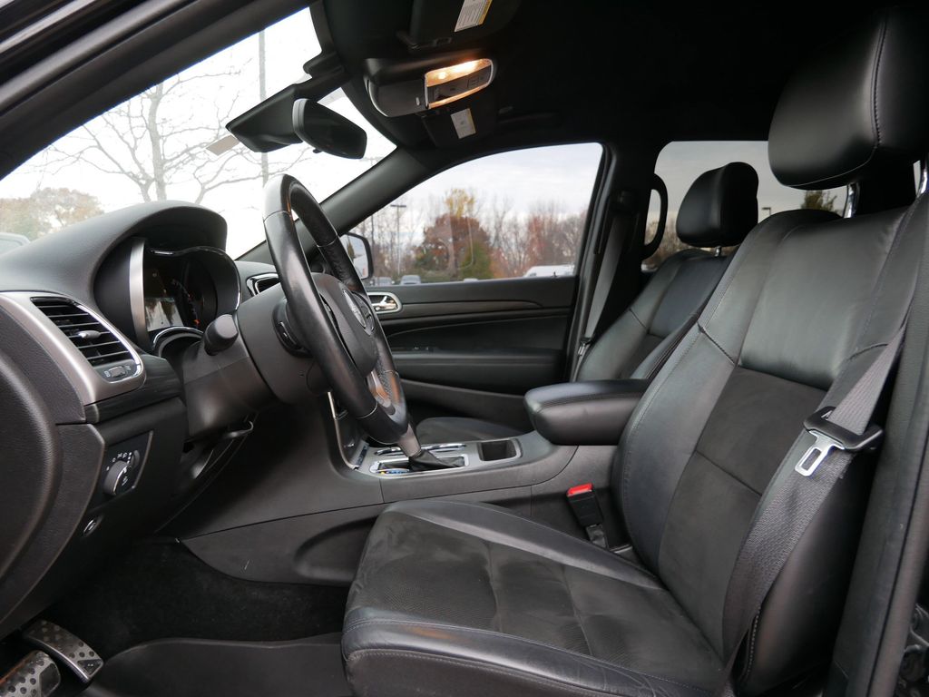 Thumbnail: 2021 Jeep Grand Cherokee - 9