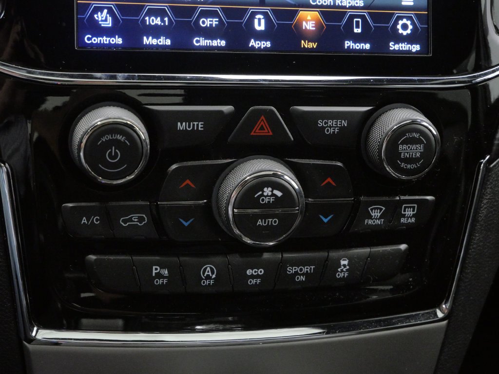 Thumbnail: 2020 Jeep Grand Cherokee - 15