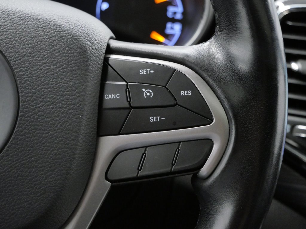 Thumbnail: 2020 Jeep Grand Cherokee - 13