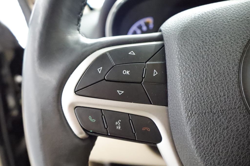 Thumbnail: 2018 Jeep Grand Cherokee - 27