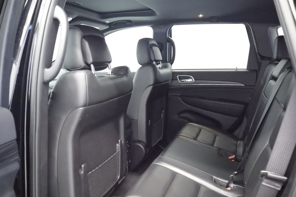 Thumbnail: 2021 Jeep Grand Cherokee - 10