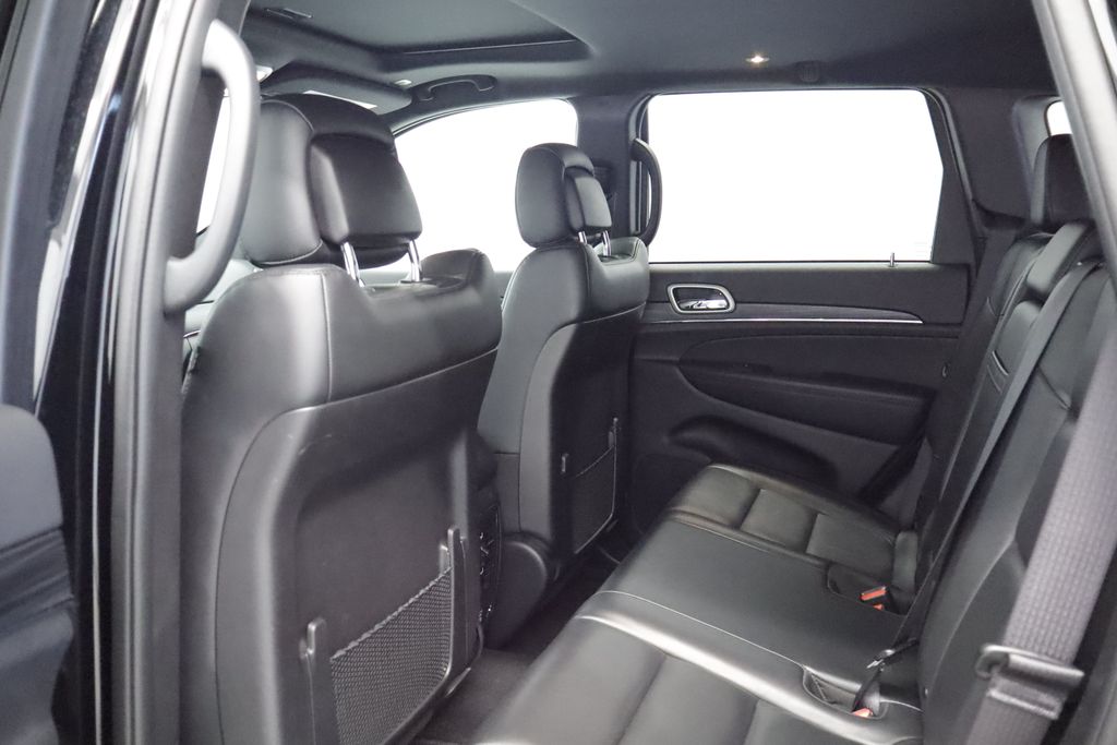 Thumbnail: 2021 Jeep Grand Cherokee - 10