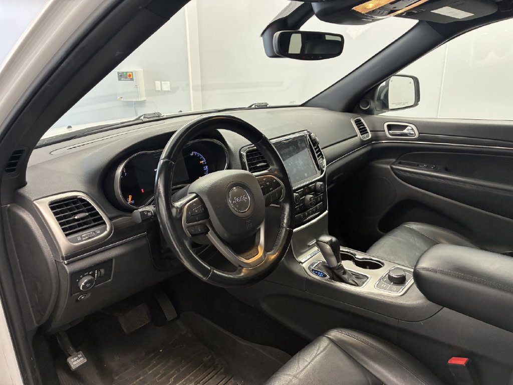 Thumbnail: 2022 Jeep Grand Cherokee - 2