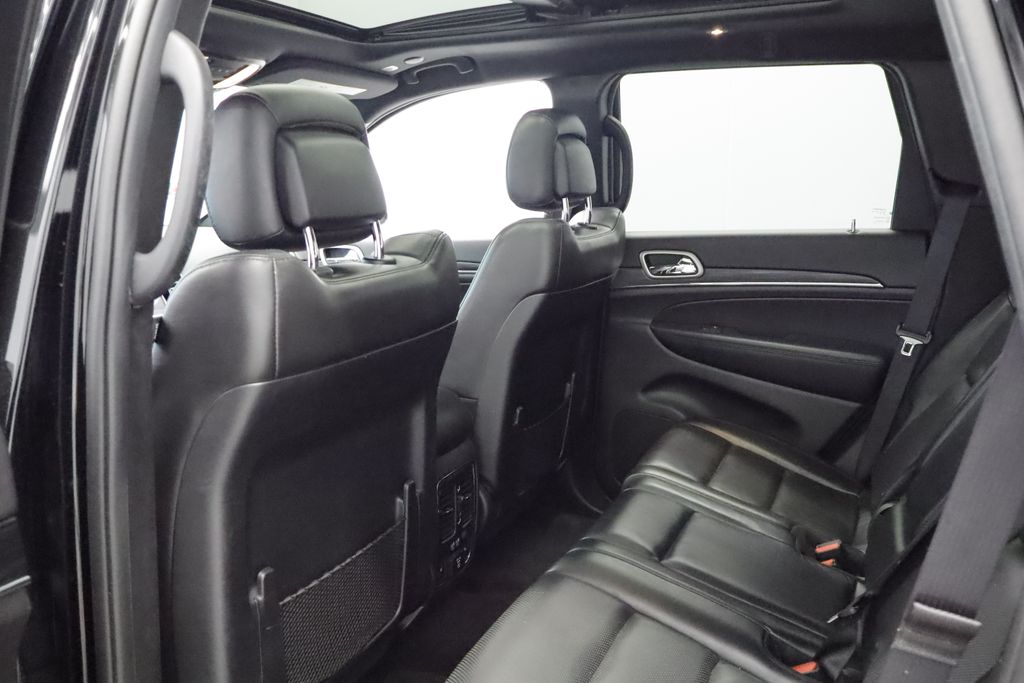 Thumbnail: 2020 Jeep Grand Cherokee - 9