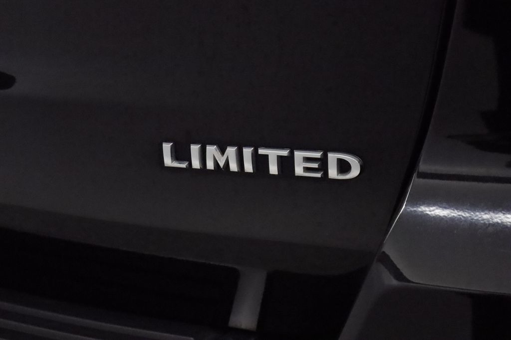 Thumbnail: 2019 Jeep Grand Cherokee - 21