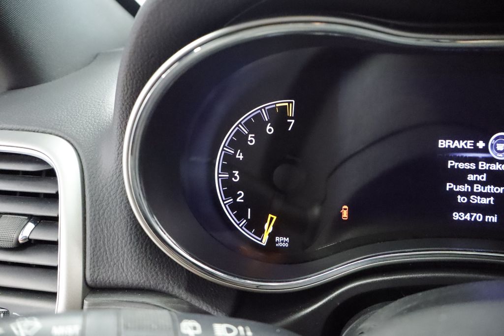 Thumbnail: 2019 Jeep Grand Cherokee - 14
