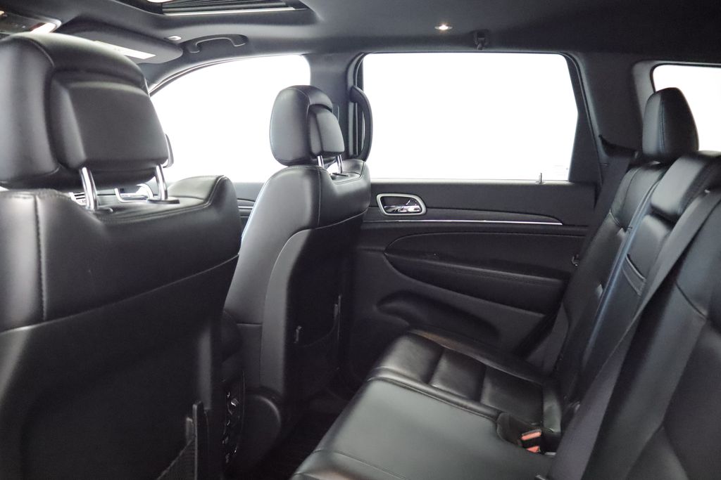 Thumbnail: 2019 Jeep Grand Cherokee - 11