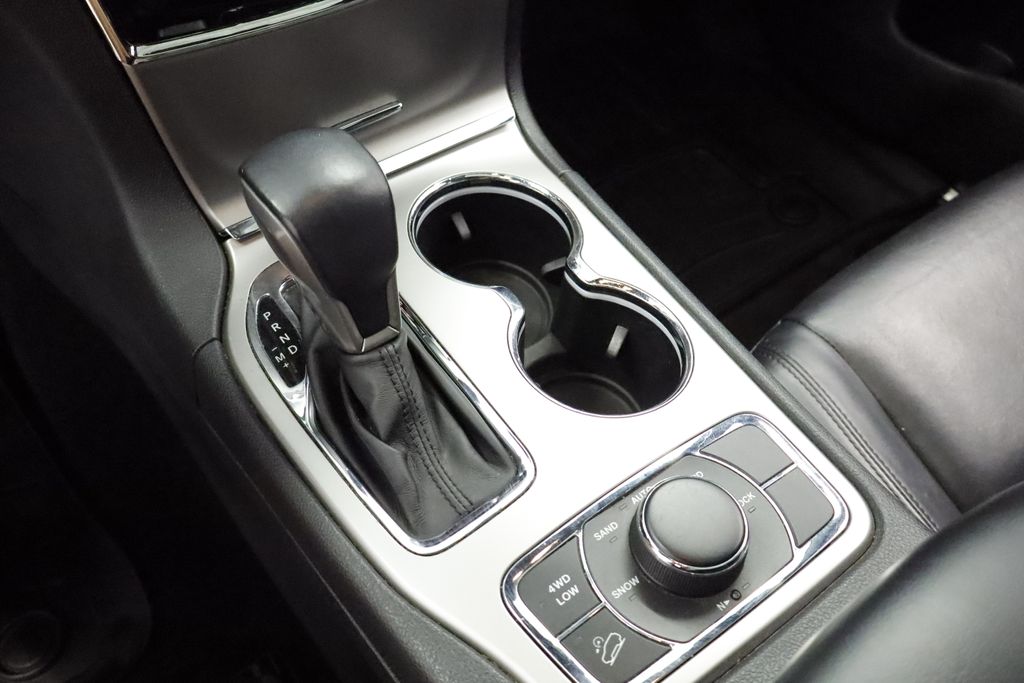 Thumbnail: 2019 Jeep Grand Cherokee - 13