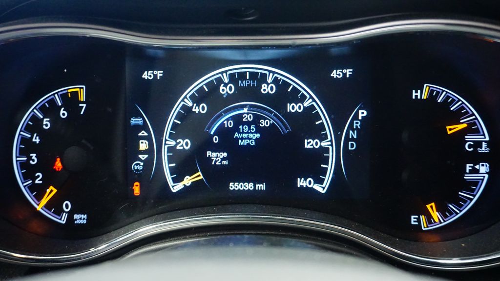 Thumbnail: 2019 Jeep Grand Cherokee - 14