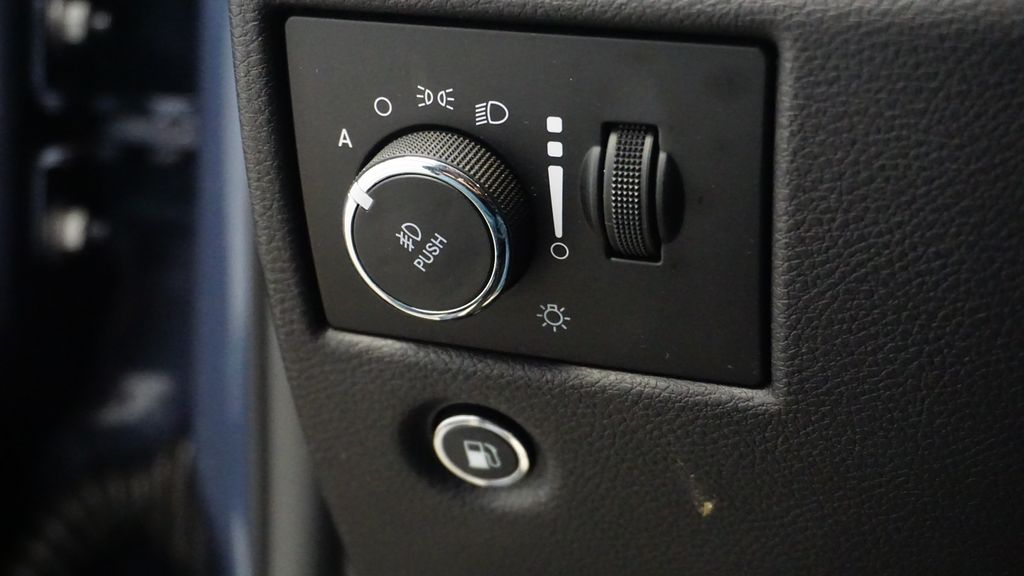 Thumbnail: 2019 Jeep Grand Cherokee - 29