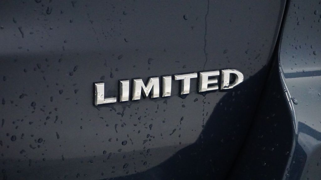 Thumbnail: 2019 Jeep Grand Cherokee - 24