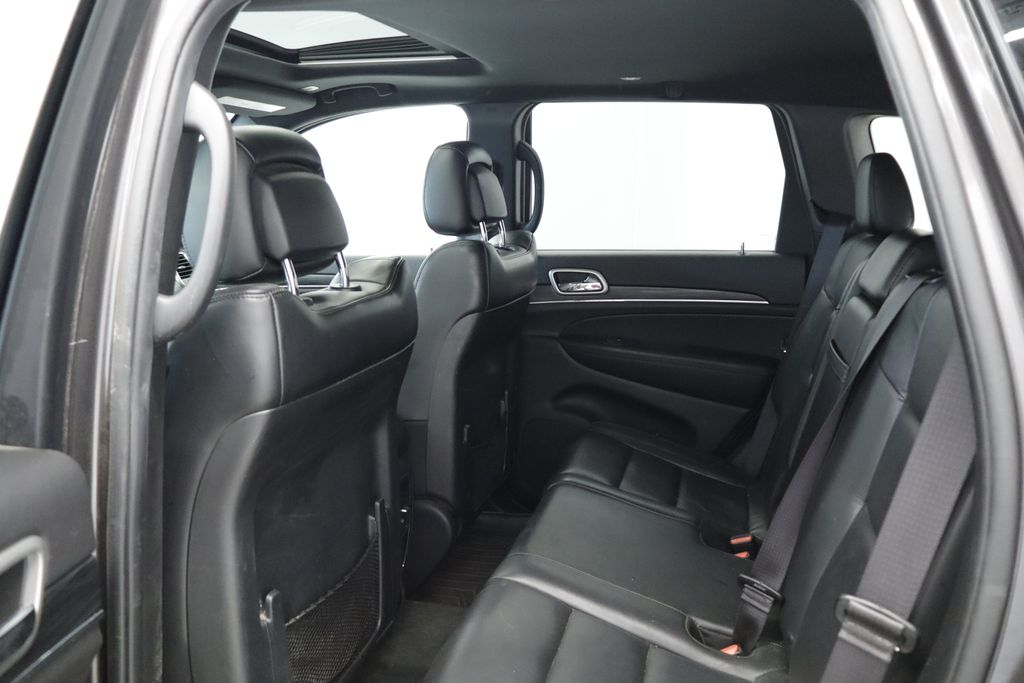 Thumbnail: 2020 Jeep Grand Cherokee - 10