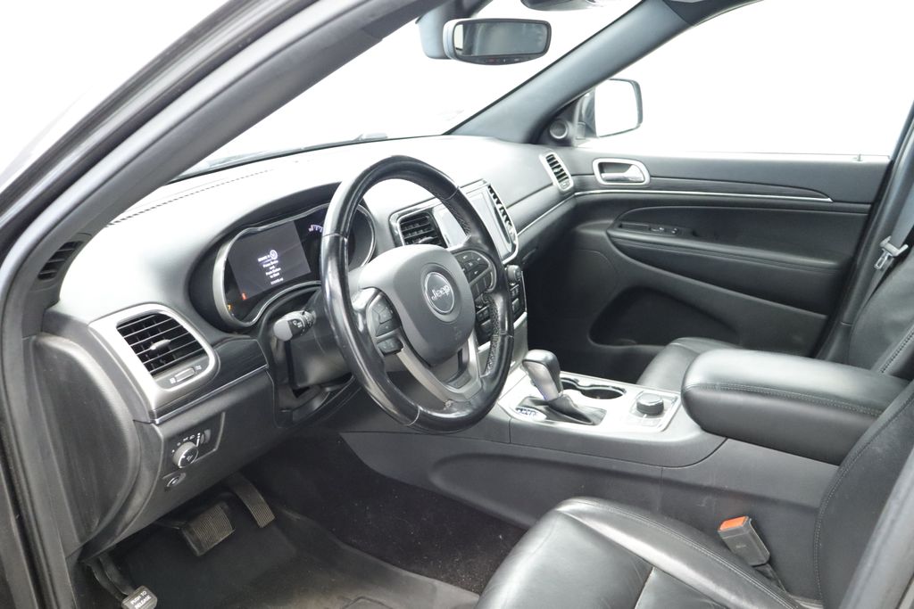 Thumbnail: 2020 Jeep Grand Cherokee - 11