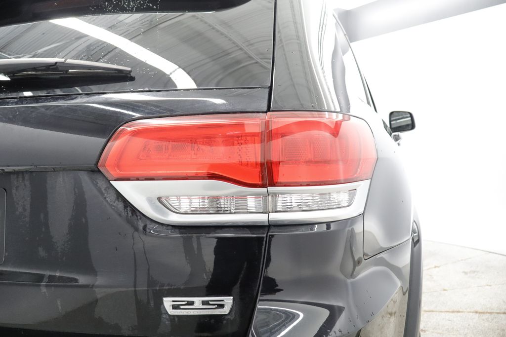 Thumbnail: 2018 Jeep Grand Cherokee - 7