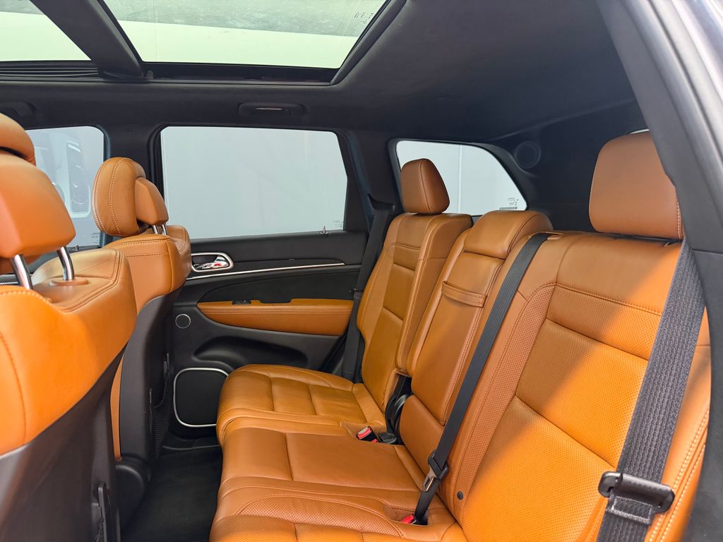 Thumbnail: 2015 Jeep Grand Cherokee - 22