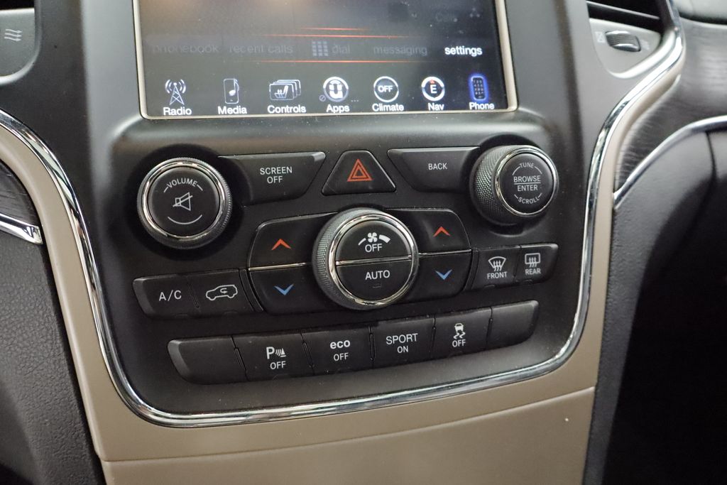 Thumbnail: 2016 Jeep Grand Cherokee - 25