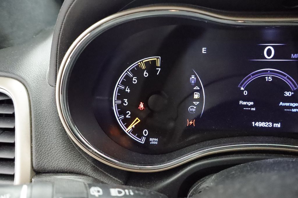 Thumbnail: 2016 Jeep Grand Cherokee - 13