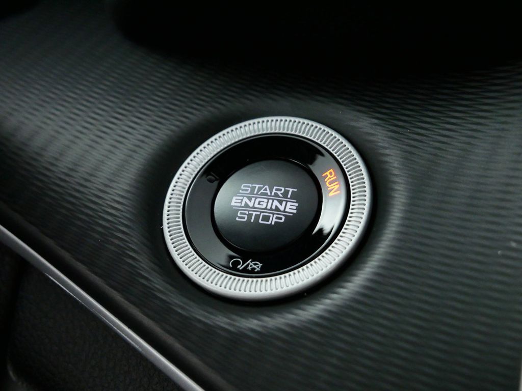 Thumbnail: 2024 Jeep Grand Cherokee - 48