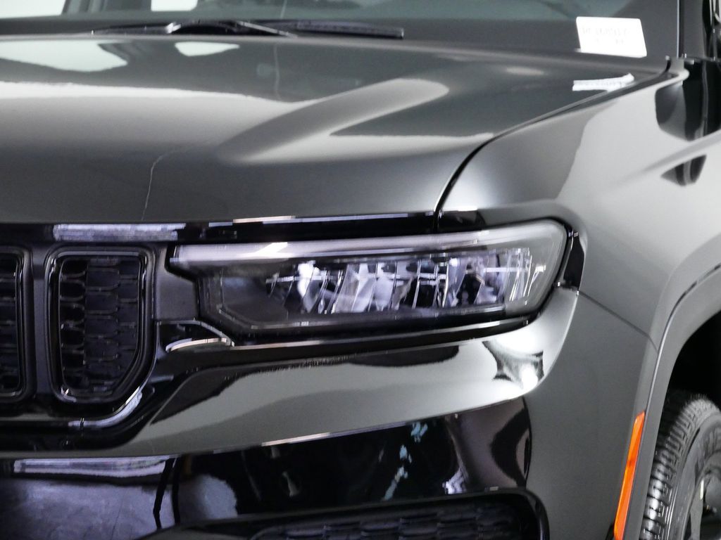 Thumbnail: 2024 Jeep Grand Cherokee - 24