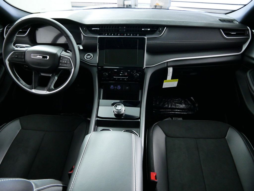 Thumbnail: 2024 Jeep Grand Cherokee - 2