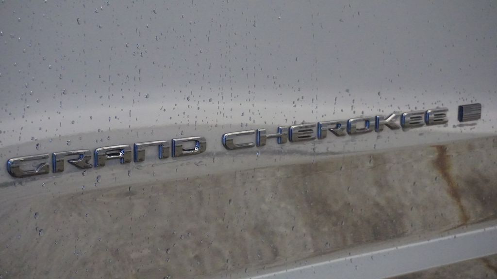 Thumbnail: 2023 Jeep Grand Cherokee - 7