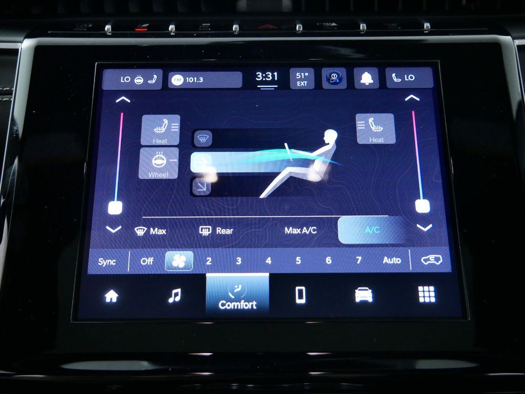 Thumbnail: 2024 Jeep Grand Cherokee - 40