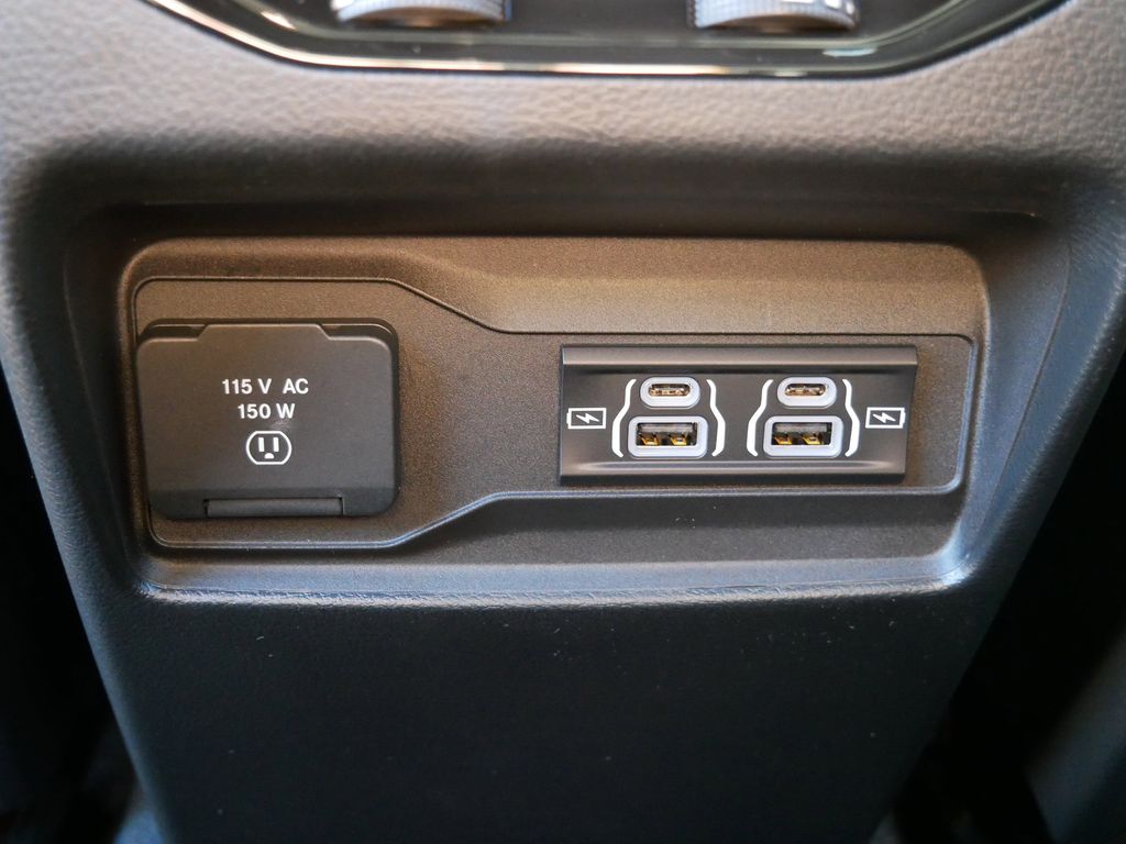 Thumbnail: 2025 Jeep Grand Cherokee - 30