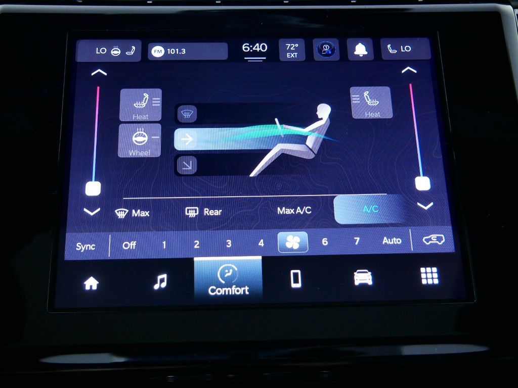 Thumbnail: 2024 Jeep Grand Cherokee - 40