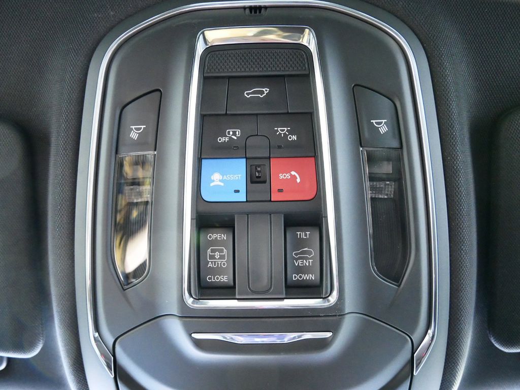 Thumbnail: 2024 Jeep Grand Cherokee - 48
