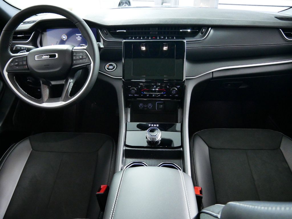 Thumbnail: 2024 Jeep Grand Cherokee - 2