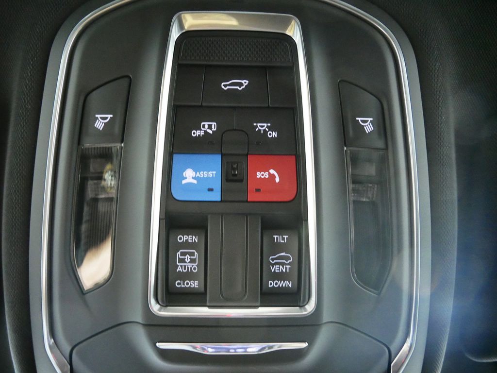 Thumbnail: 2024 Jeep Grand Cherokee - 48