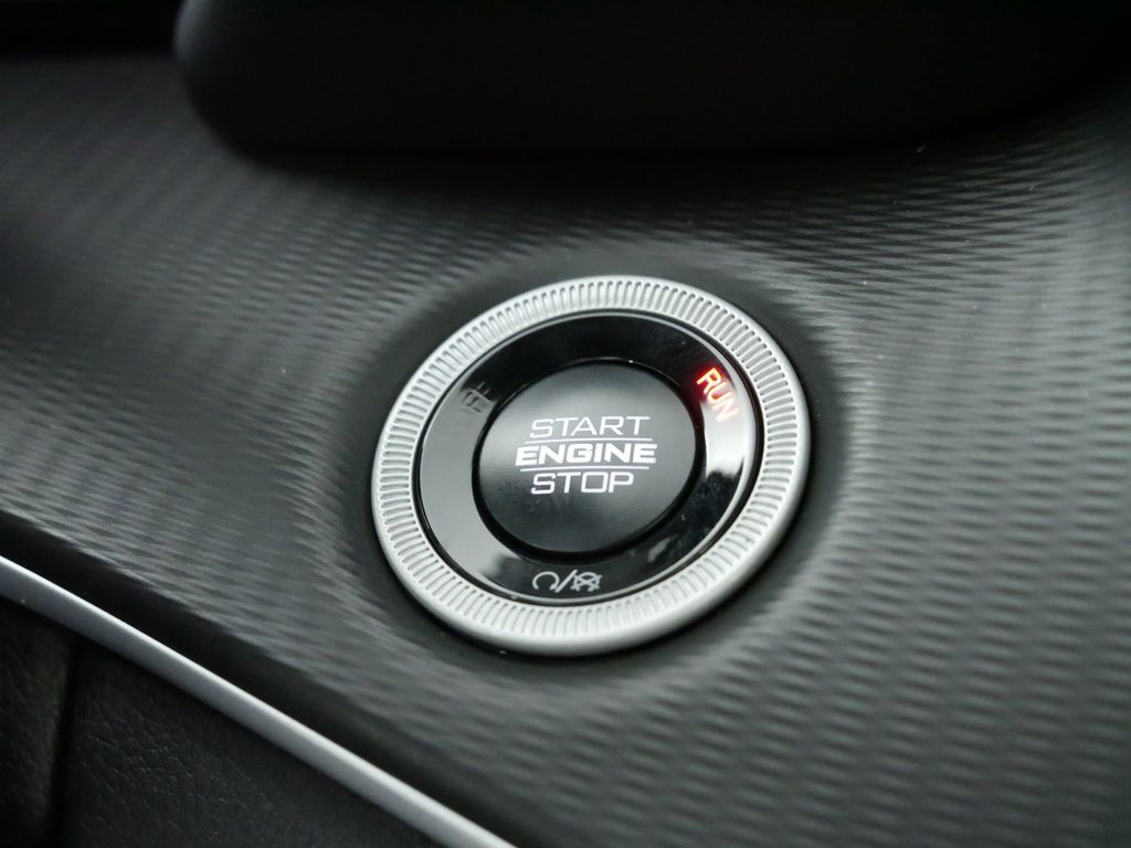 Thumbnail: 2024 Jeep Grand Cherokee - 49