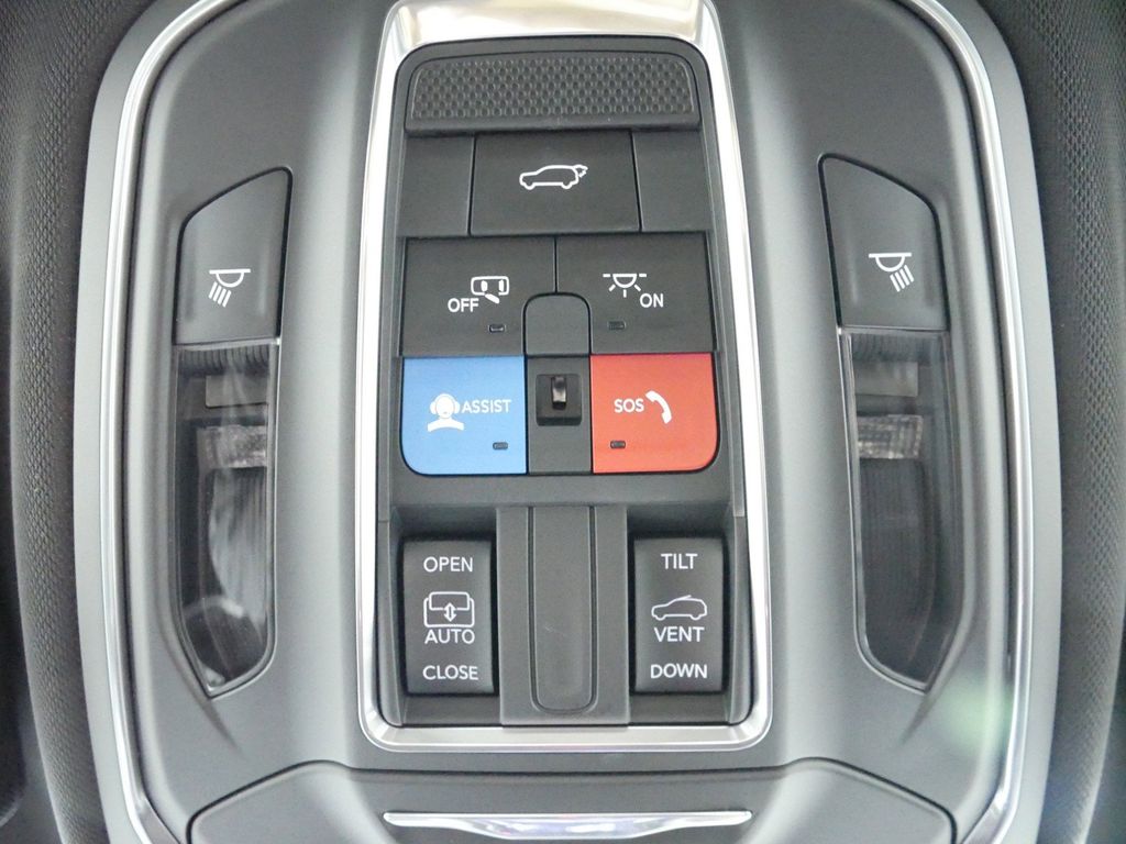 Thumbnail: 2024 Jeep Grand Cherokee - 48