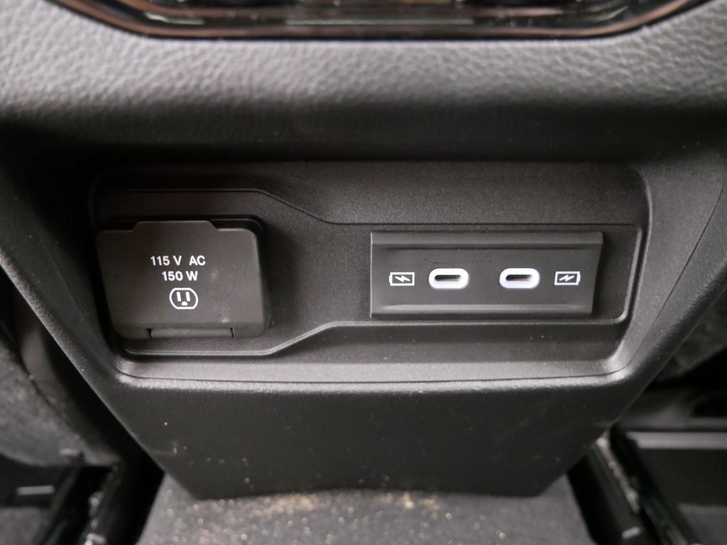 Thumbnail: 2026 Jeep Grand Cherokee - 17