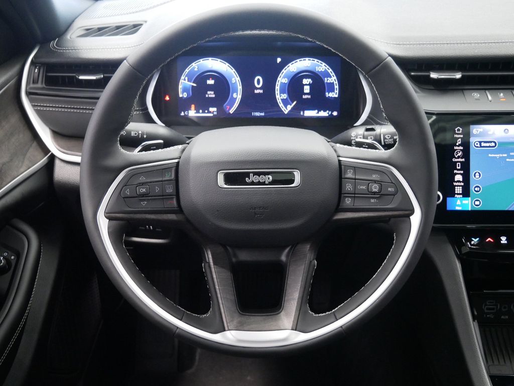 Thumbnail: 2026 Jeep Grand Cherokee - 8